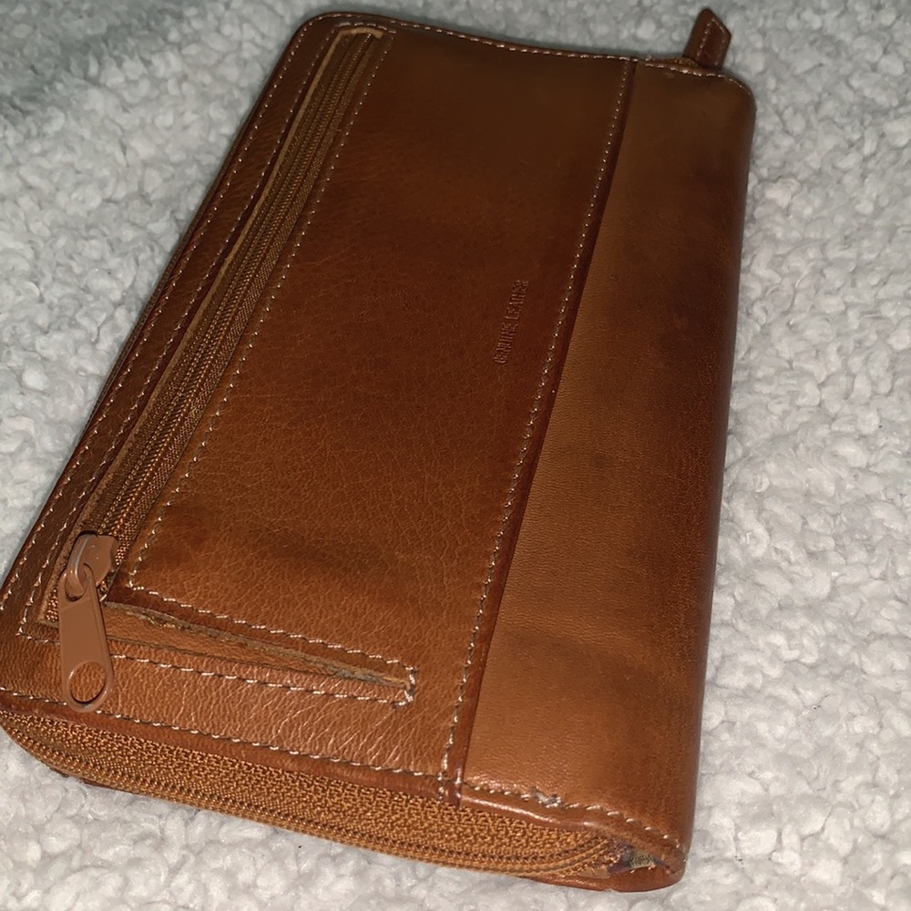 Dockers Genuine Leather Wallet - Picture 11 of 17